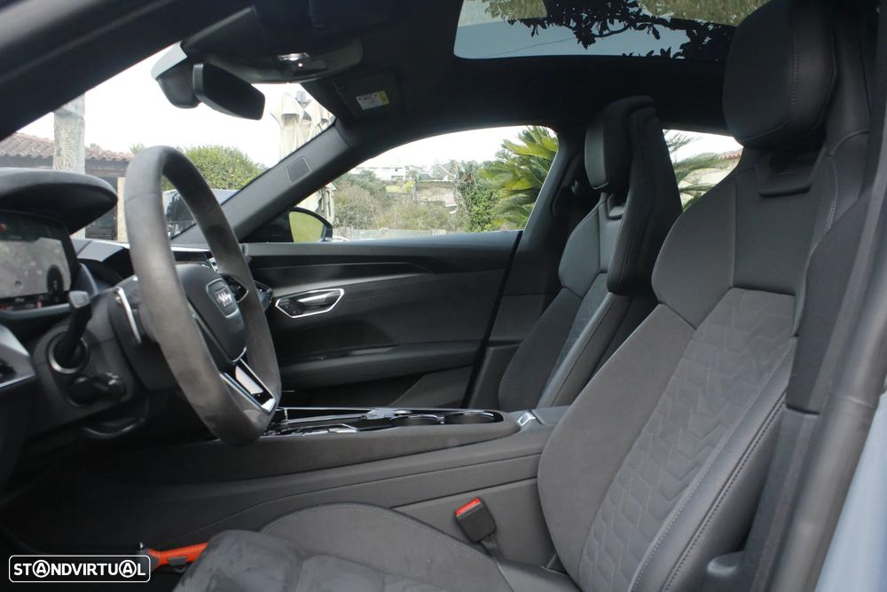 Audi e-tron GT quattro - 14