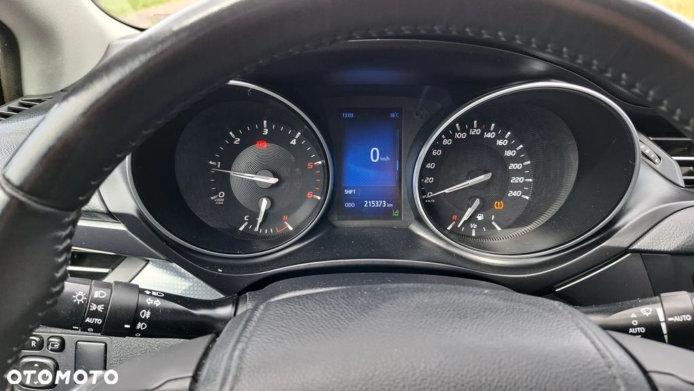 Toyota Avensis 2.0 D-4D Premium - 34