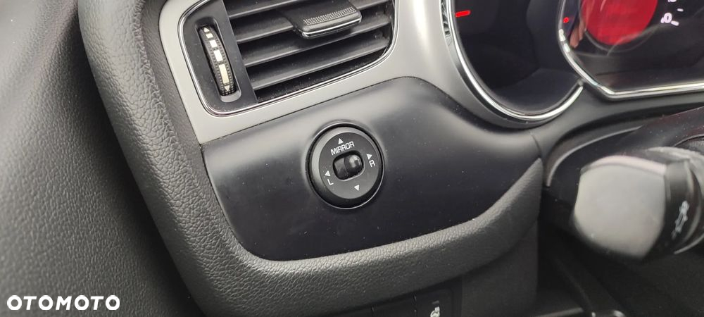 Kia Ceed Cee'd 1.6 GDI L Business Line - 38