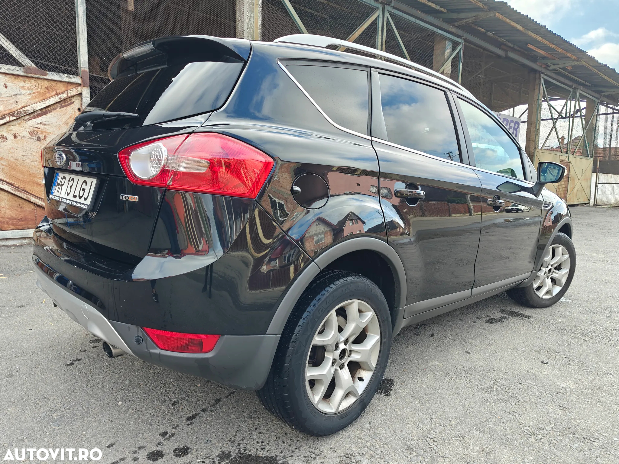 Ford Kuga - 15