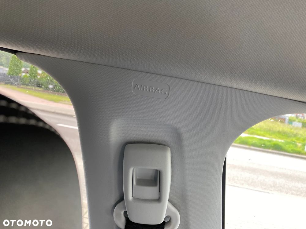 Peugeot 2008 1.2 Pure Tech Active S&S EAT6 - 26