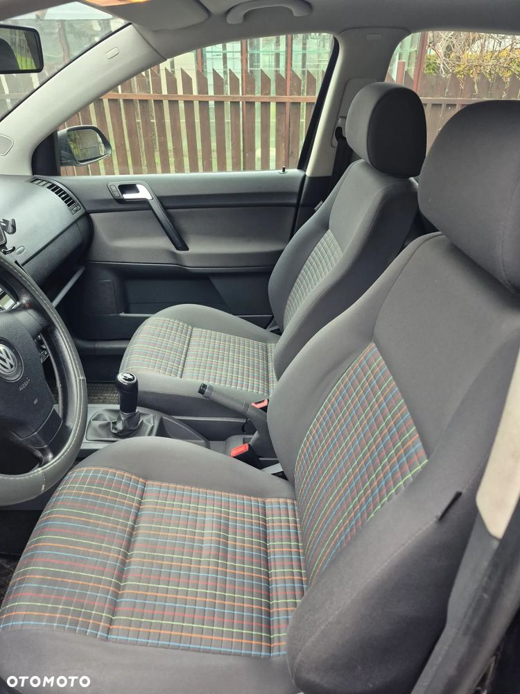 Volkswagen Polo 1.4 TDI Comfortline - 10
