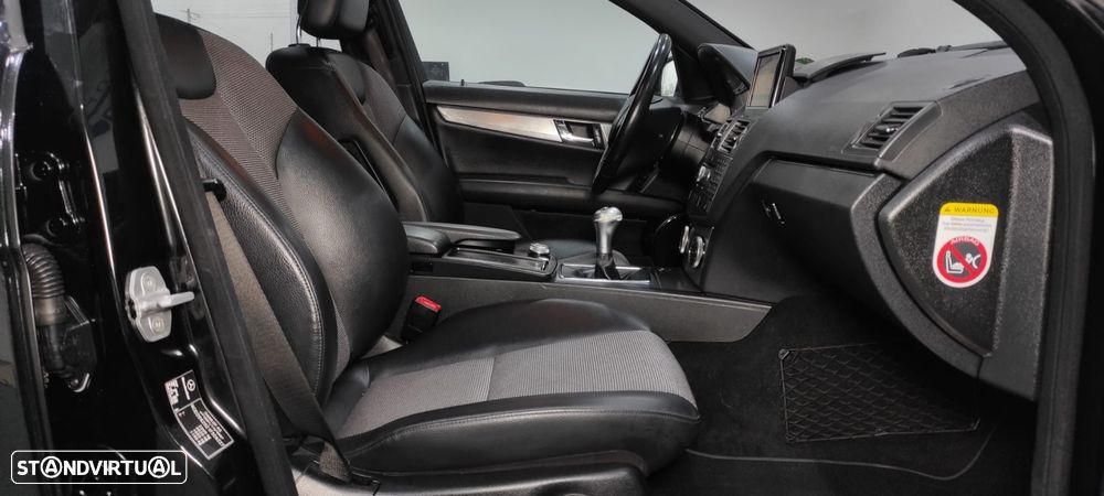 Mercedes-Benz C 220 CDi Avantgarde BlueEfficiency - 25