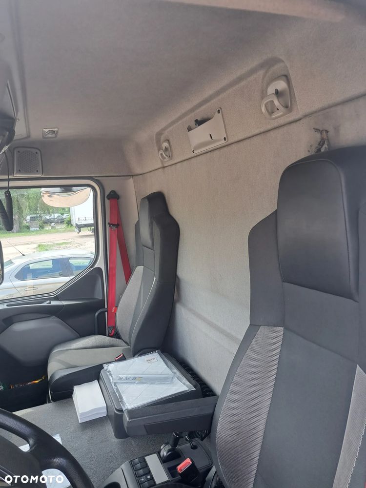 Renault PREMIUM - 6