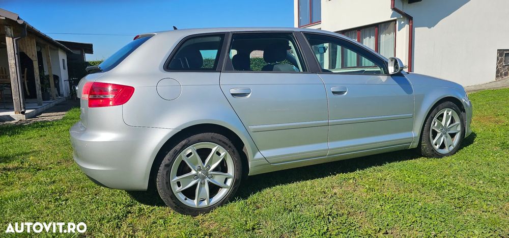 Audi A3 2.0 TDI Sportback DPF Attraction - 3