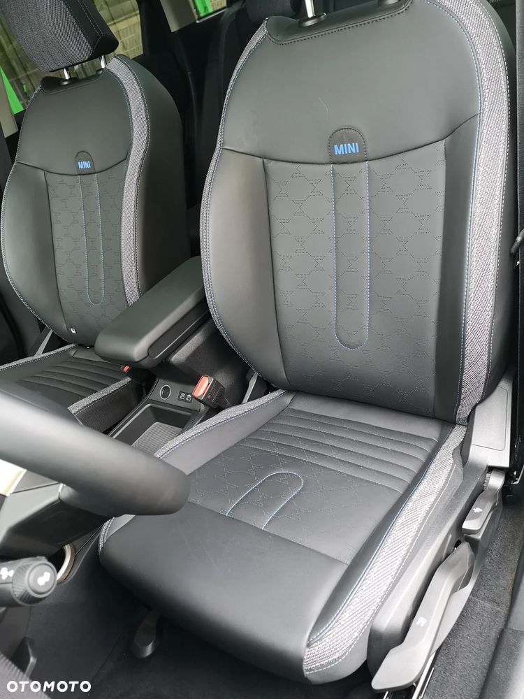 MINI Countryman SE ALL4 Favoured Trim - 25