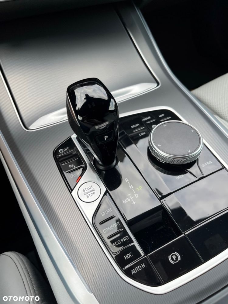 BMW X5 xDrive25d - 16