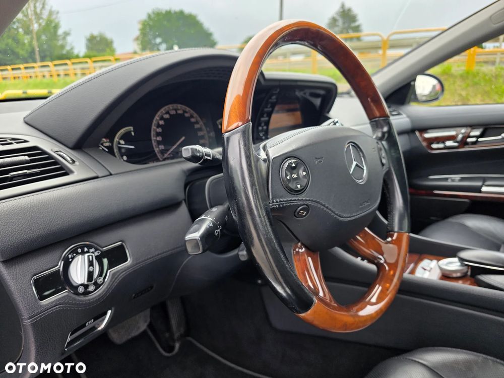 Mercedes-Benz CL - 12