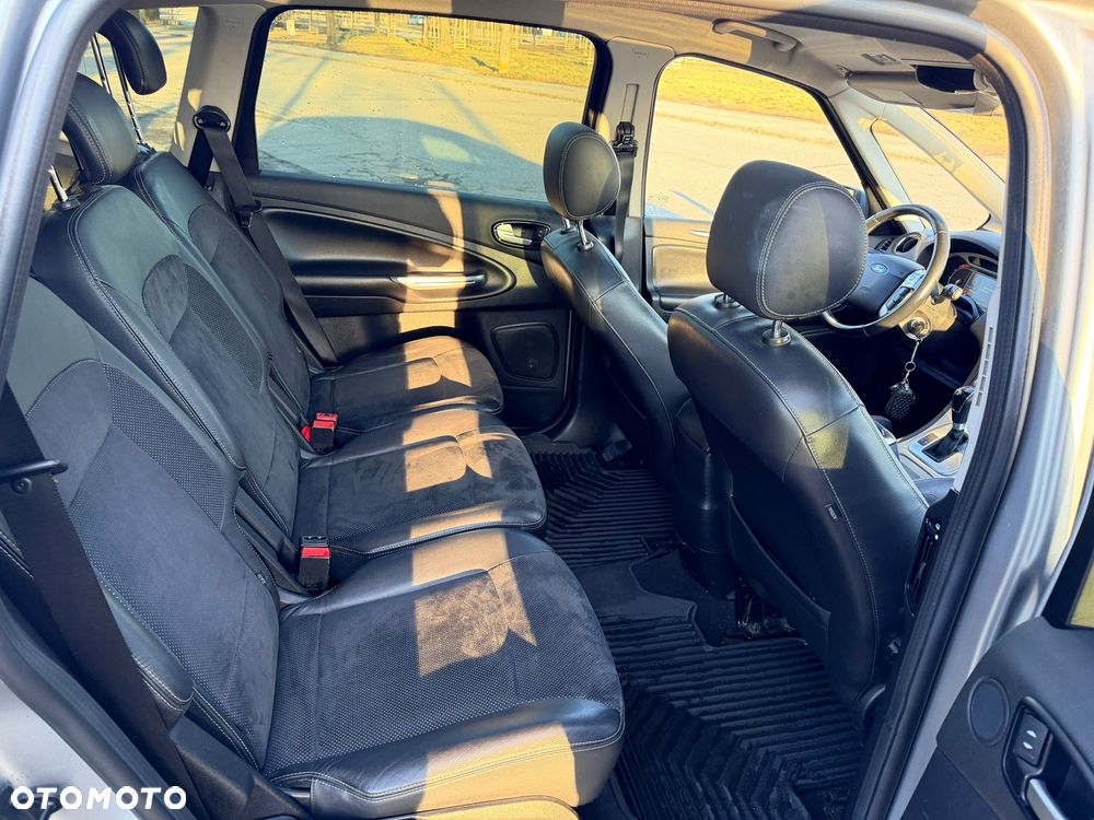 Ford S-Max 2.0 TDCi DPF Titanium X - 26