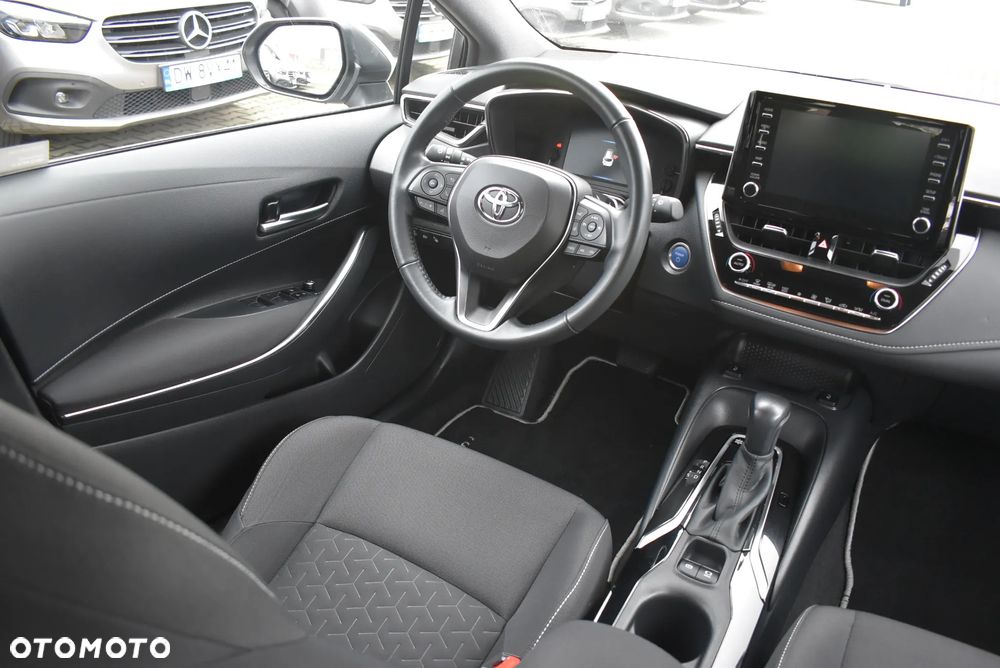 Toyota Corolla 2.0 Hybrid Comfort - 22