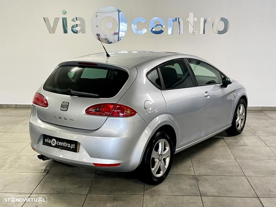 SEAT Leon 1.4 TSI Drivers Edition - 4