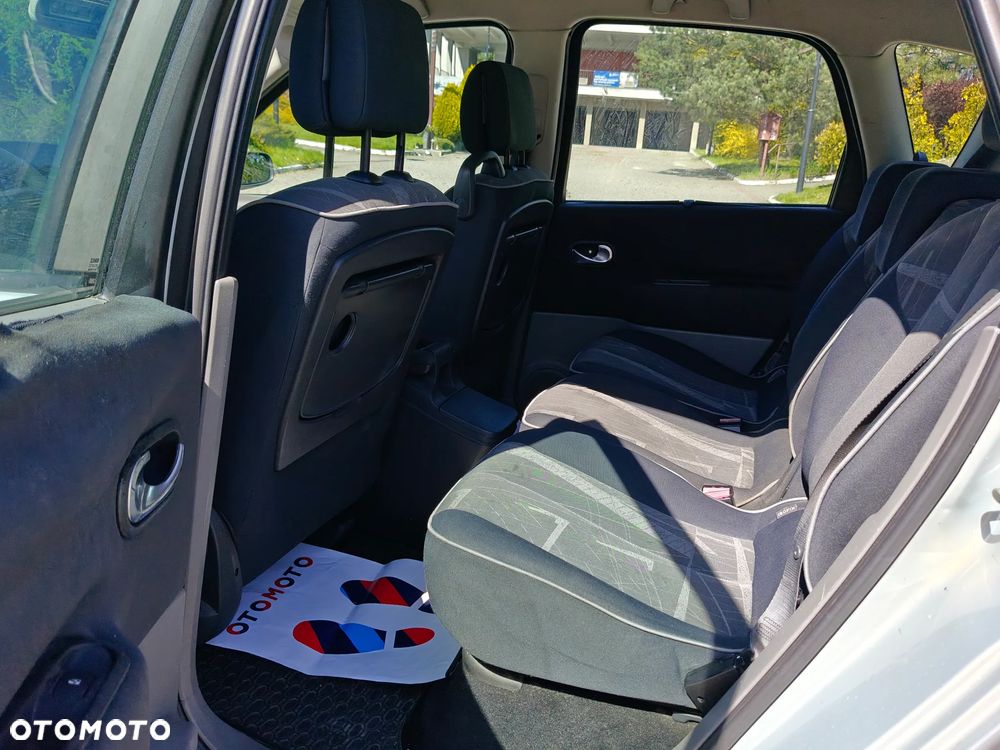 Renault Scenic 1.6 16V Expression - 8