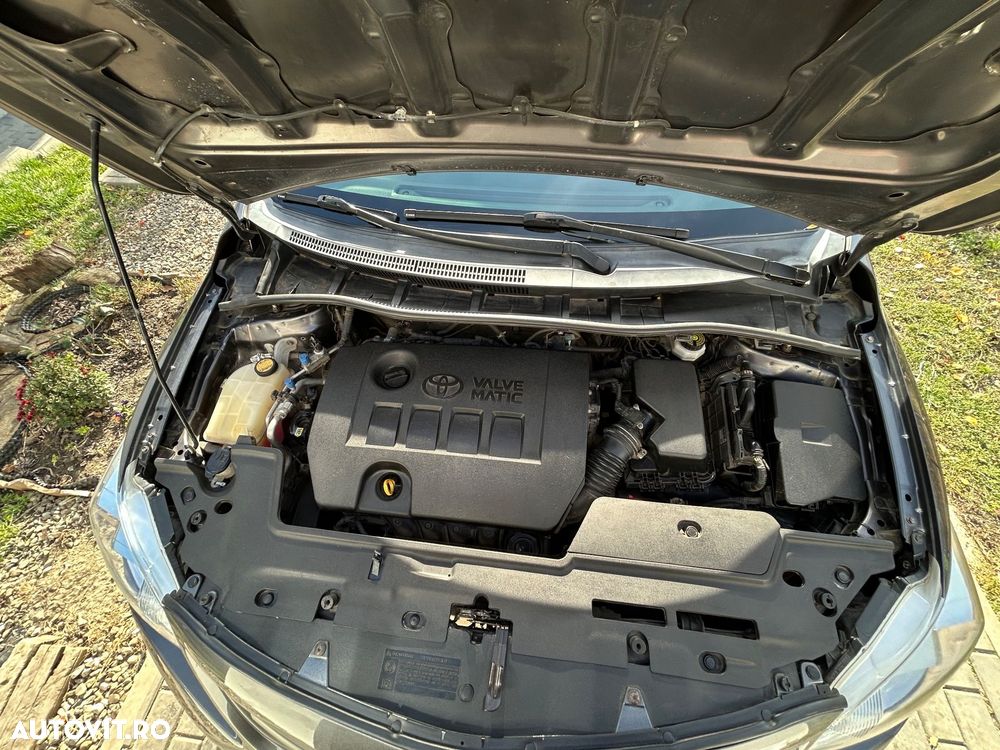 TOYOTA Corolla 2013 — imagine 9