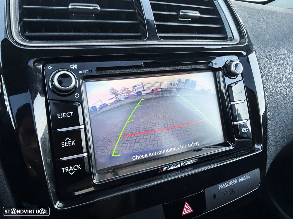 Mitsubishi ASX 1.6 MIVEC Intense Connect Edition - 30