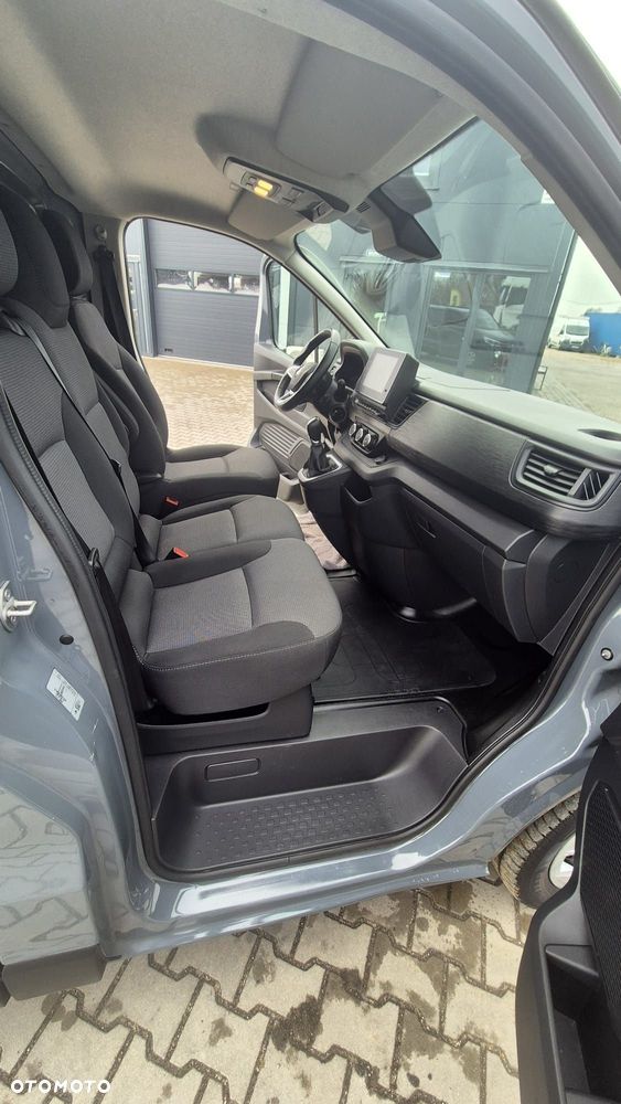 Renault Trafic - 18