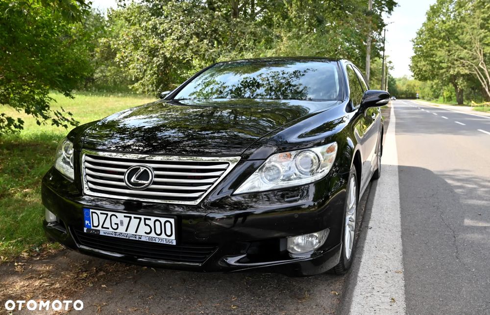 Lexus LS - 15