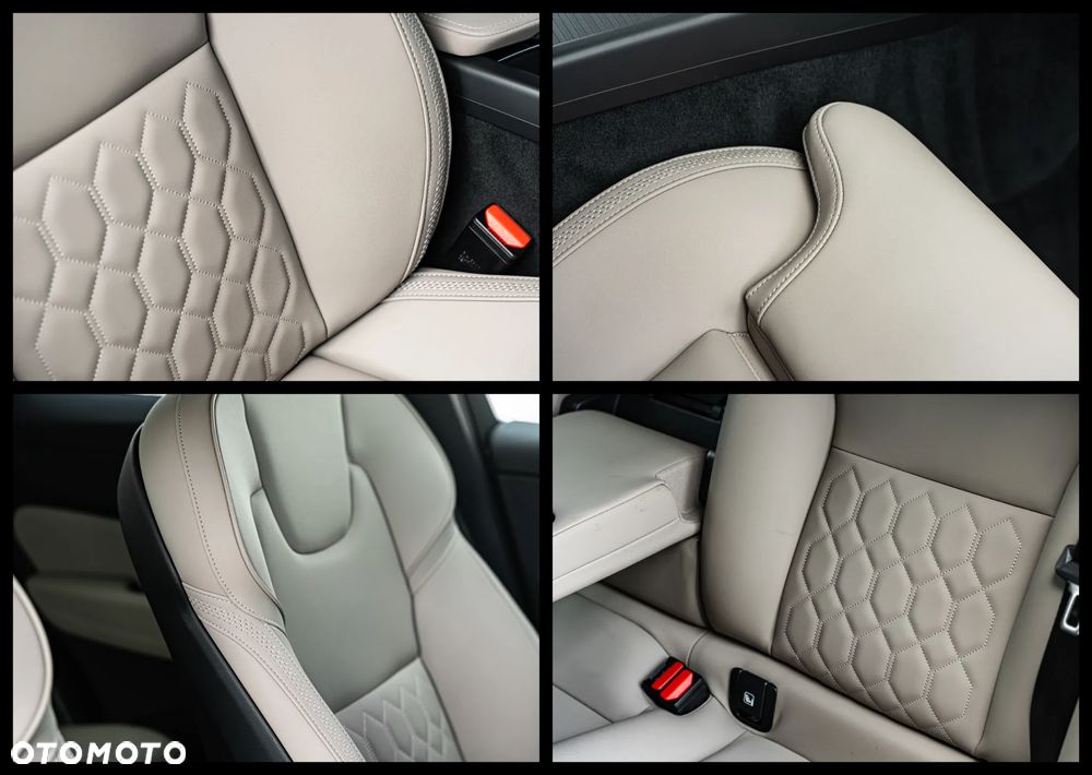 Volvo XC 60 B5 B AWD Ultimate Bright - 30