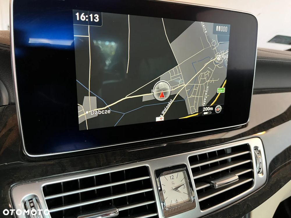 Mercedes-Benz CLS - 15