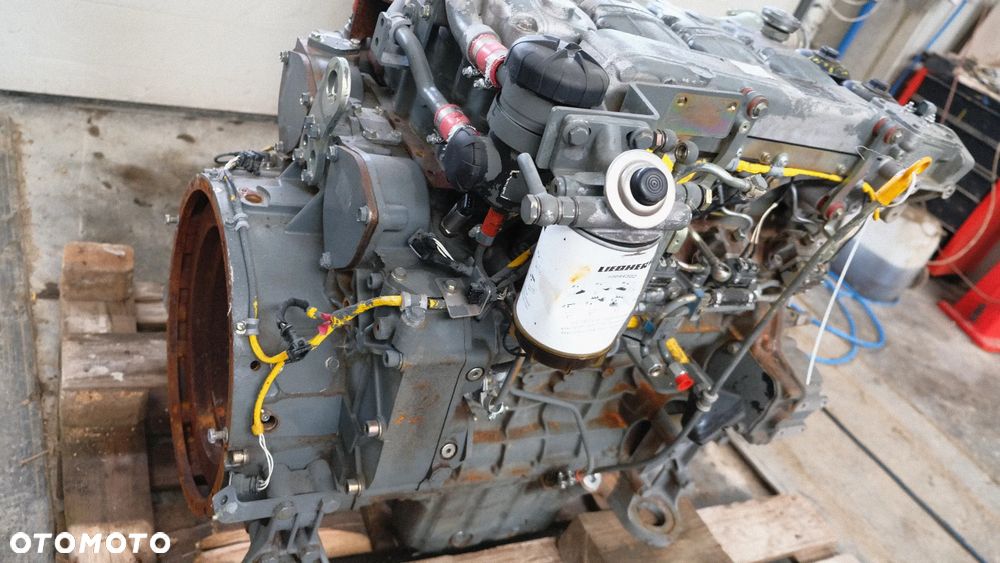 Pompowtryskiwacz  silnika liebherr D934S,A6 - 1