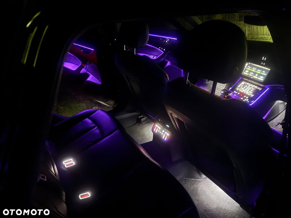 Audi A6 Avant 40 TDI quattro S tronic - 27