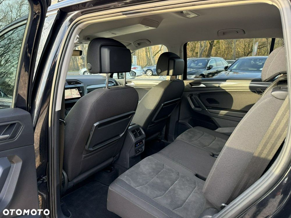 Volkswagen Tiguan Allspace 2.0 TDI 4Mot SCR Highline DSG 7os - 17