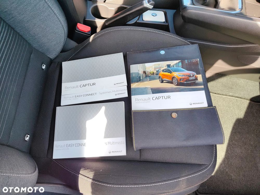 Renault Captur TCe 100 EXPERIENCE - 23