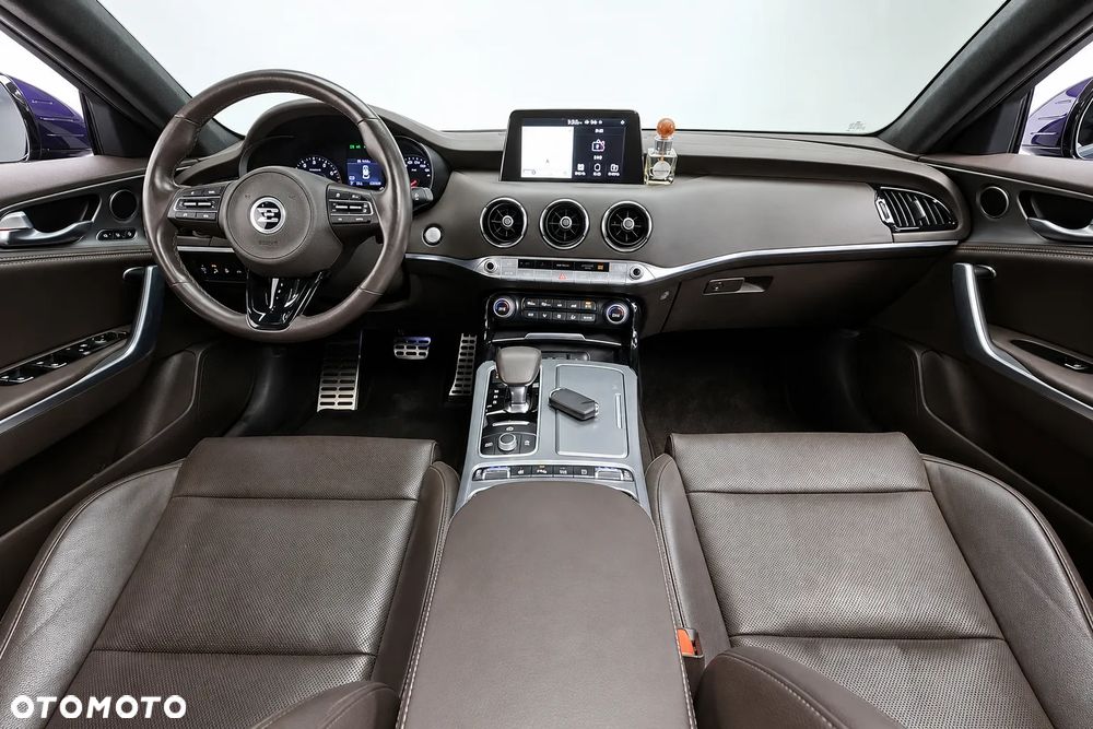 Kia Stinger 2.0 T-GDI L - 8