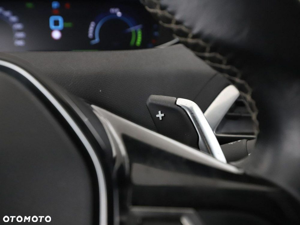 Peugeot 3008 225 e-EAT8 Allure - 36