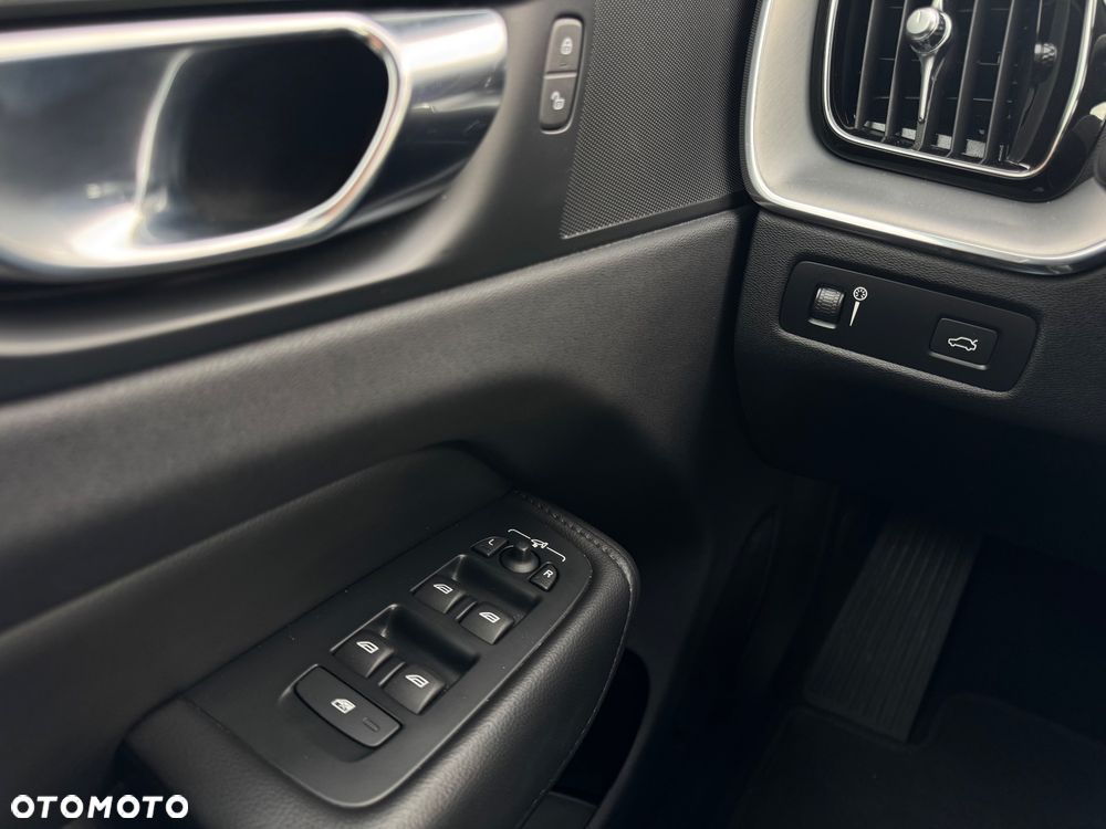 Volvo XC 60 B4 D Geartronic Inscription - 21