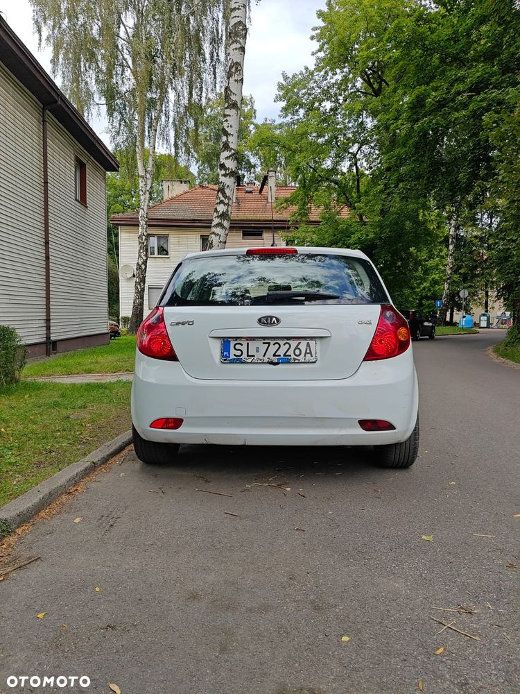 Kia Ceed 1.6 CRDi EX - 2