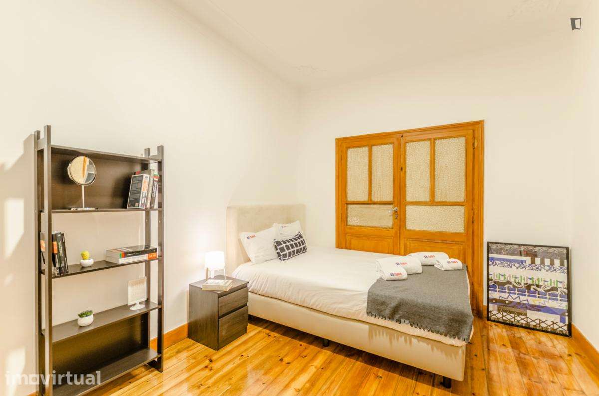 Quarto - localizado em Avenida da Liberdade Lisbon - Grande imagem: 2/23