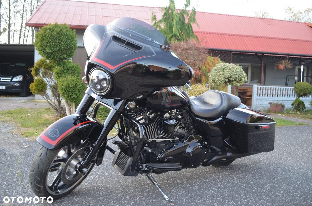 Harley-Davidson Touring Street Glide - 5