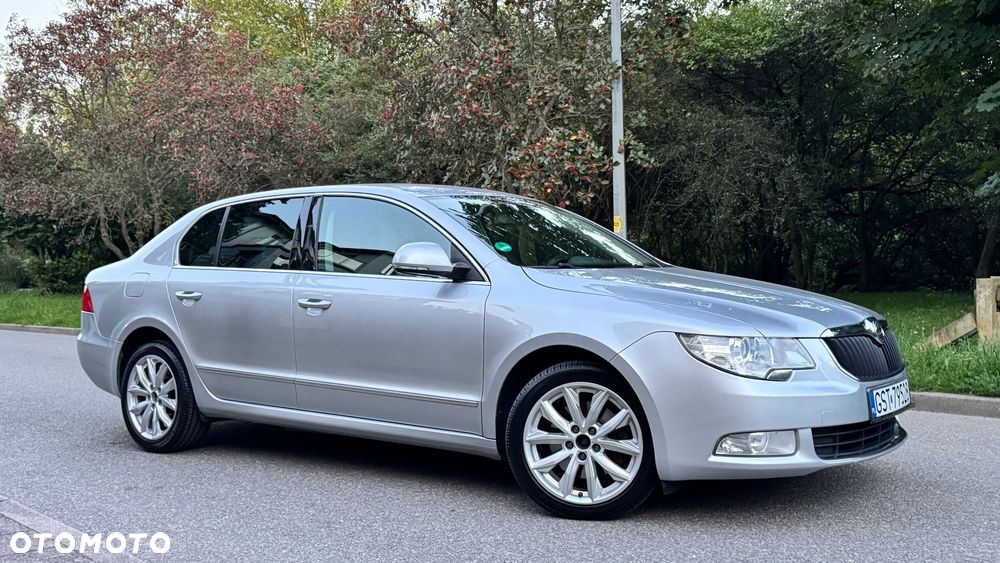 Skoda Superb 2.0 TDI Comfort DSG - 9