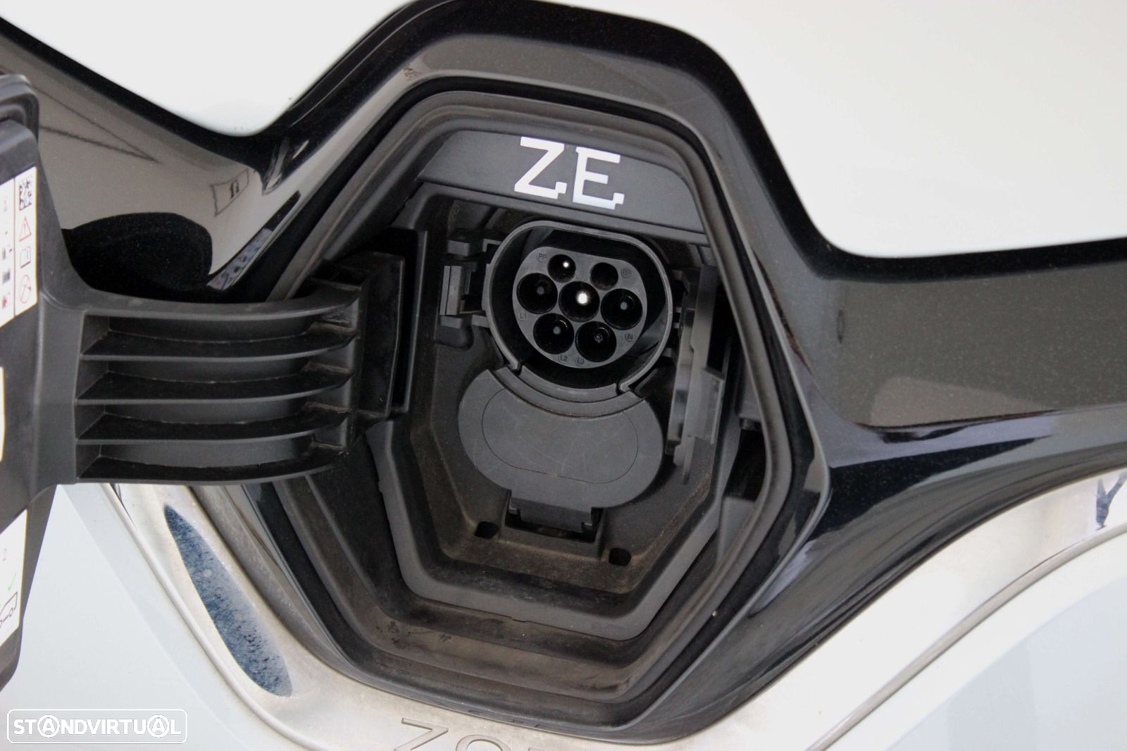 Renault Zoe (c/ Bateria) Limited 50 - 12