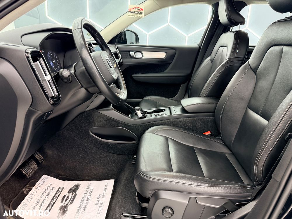 Volvo XC 40 D3 Geartronic Momentum Pro - 11