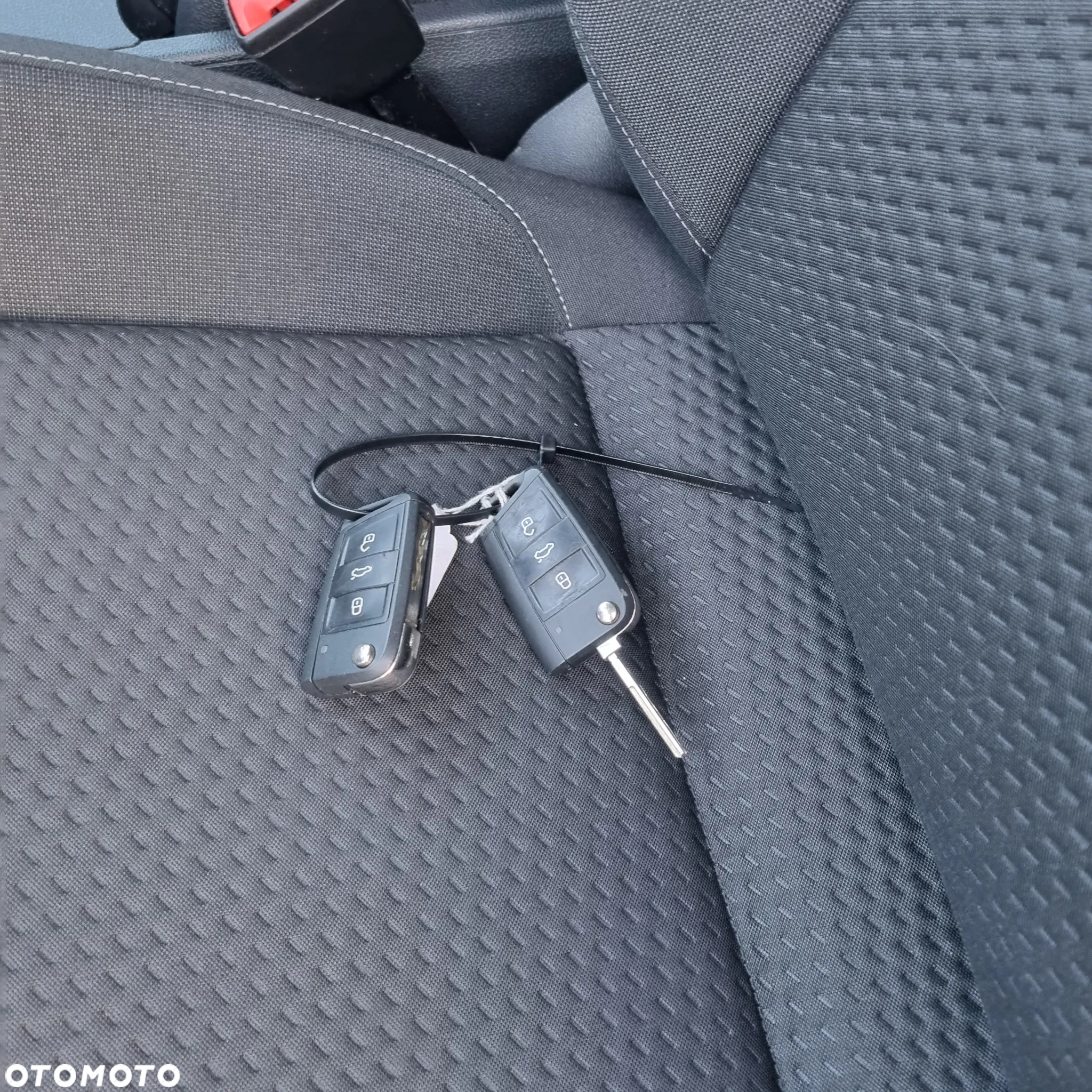 Volkswagen Polo 1.0 TSI Comfortline DSG - 19