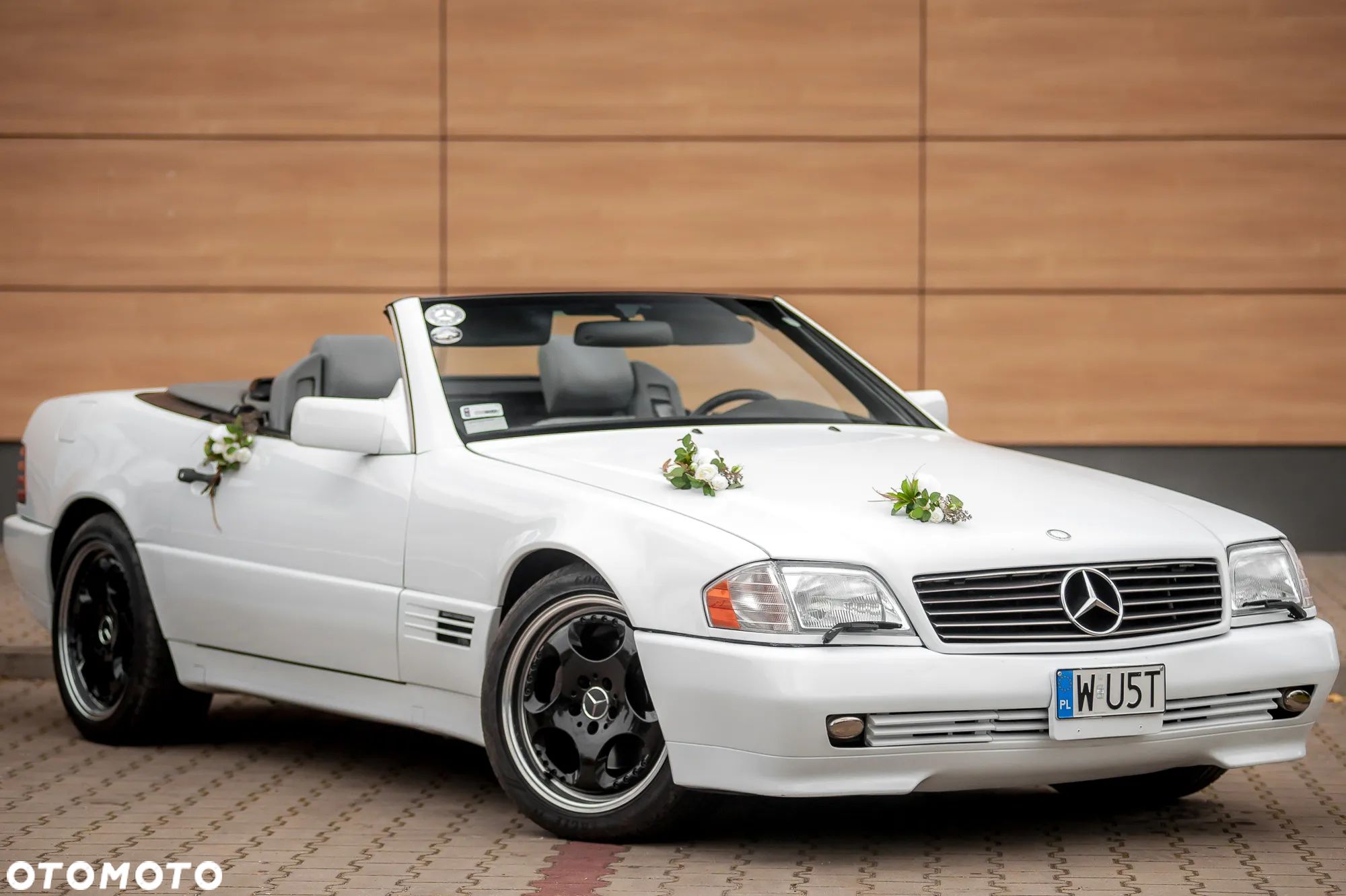 Mercedes-Benz SL - 1