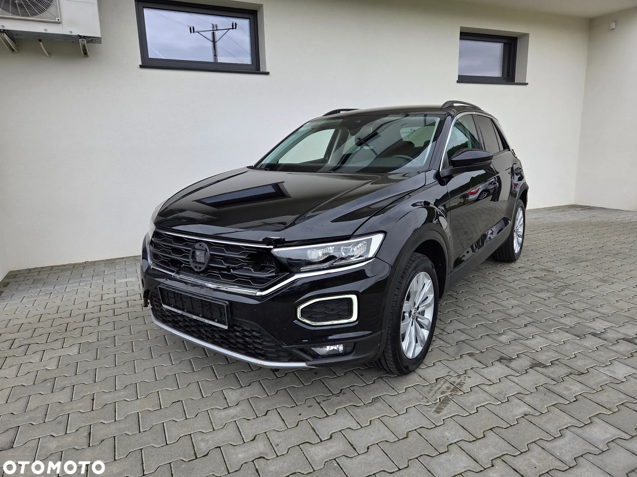 Volkswagen T-Roc - 2