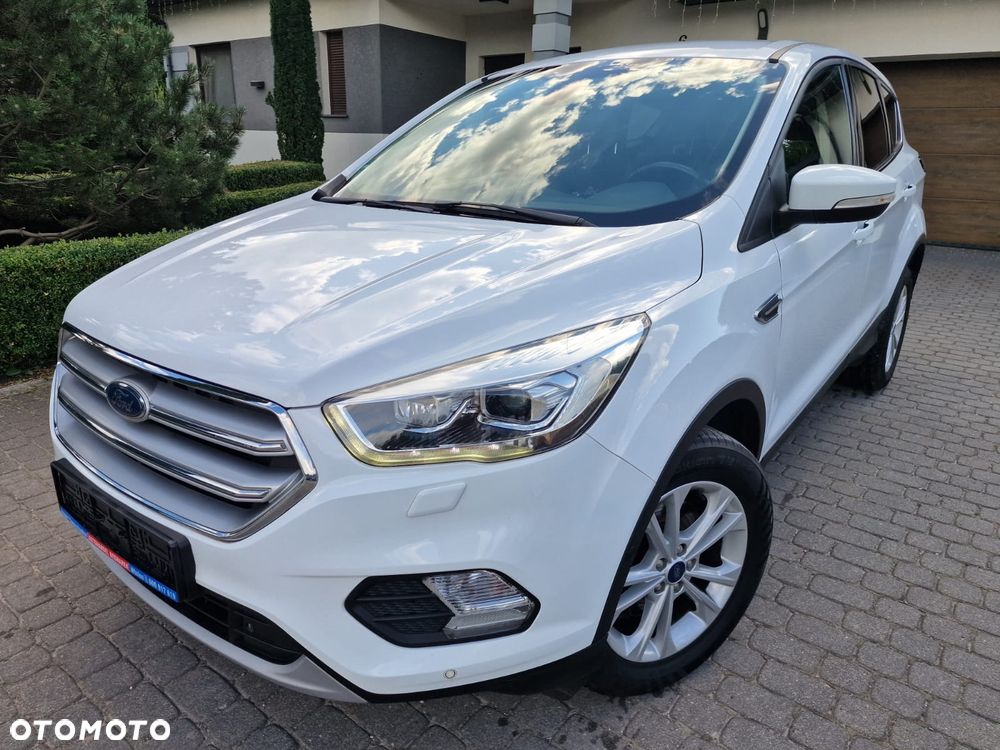 Ford Kuga 2.0 TDCi 2x4 Titanium - 2