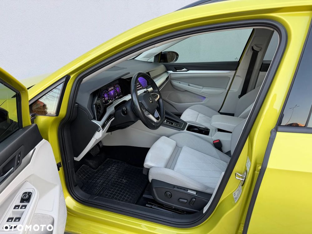 Volkswagen Golf Variant - 8