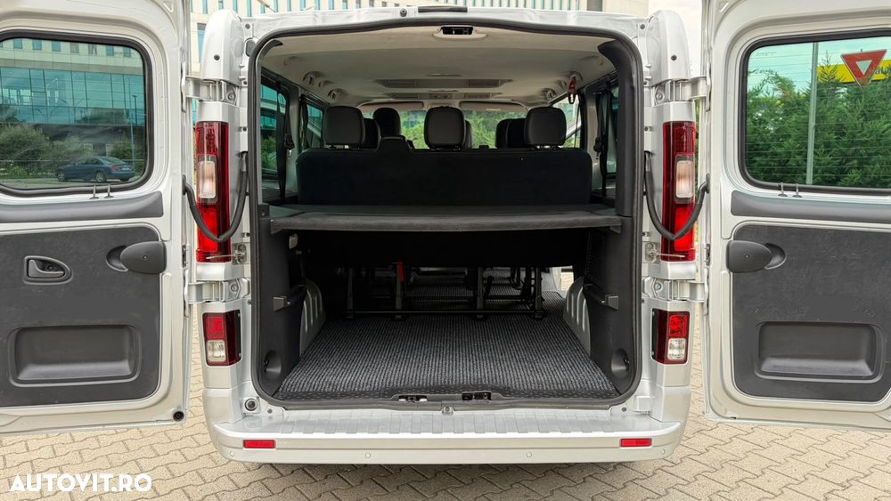 Opel Vivaro - 8
