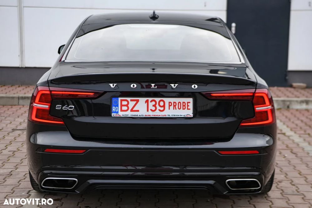 Volvo S60 T5 R-Design - 24