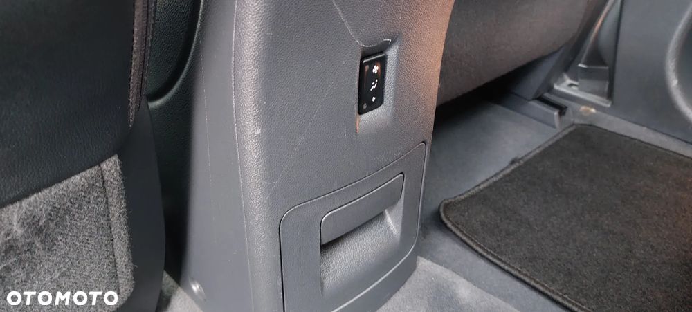 Renault Koleos 2.0 dCi 4x4 Bose Edition - 28