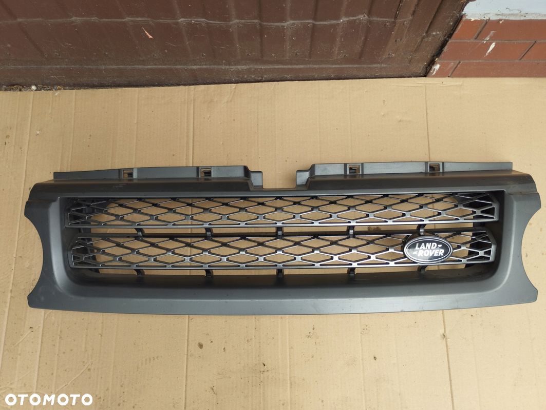 Grill Atrapa Range Rover Sport L320 AH32-8138-AW - 1