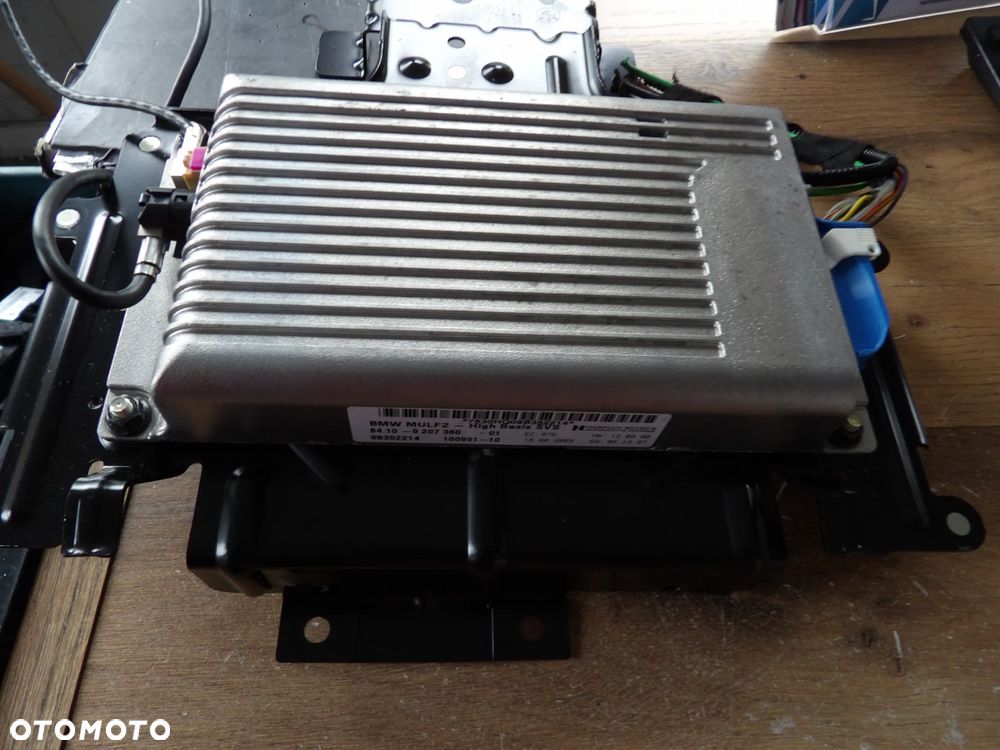 BMW - E80*,E70* - MODUŁ , STEROWNIK MULF - BLUETOOTH - 9207360 - 1