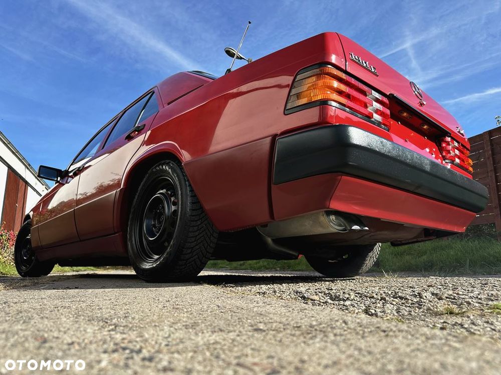 Mercedes-Benz W201 (190) - 35