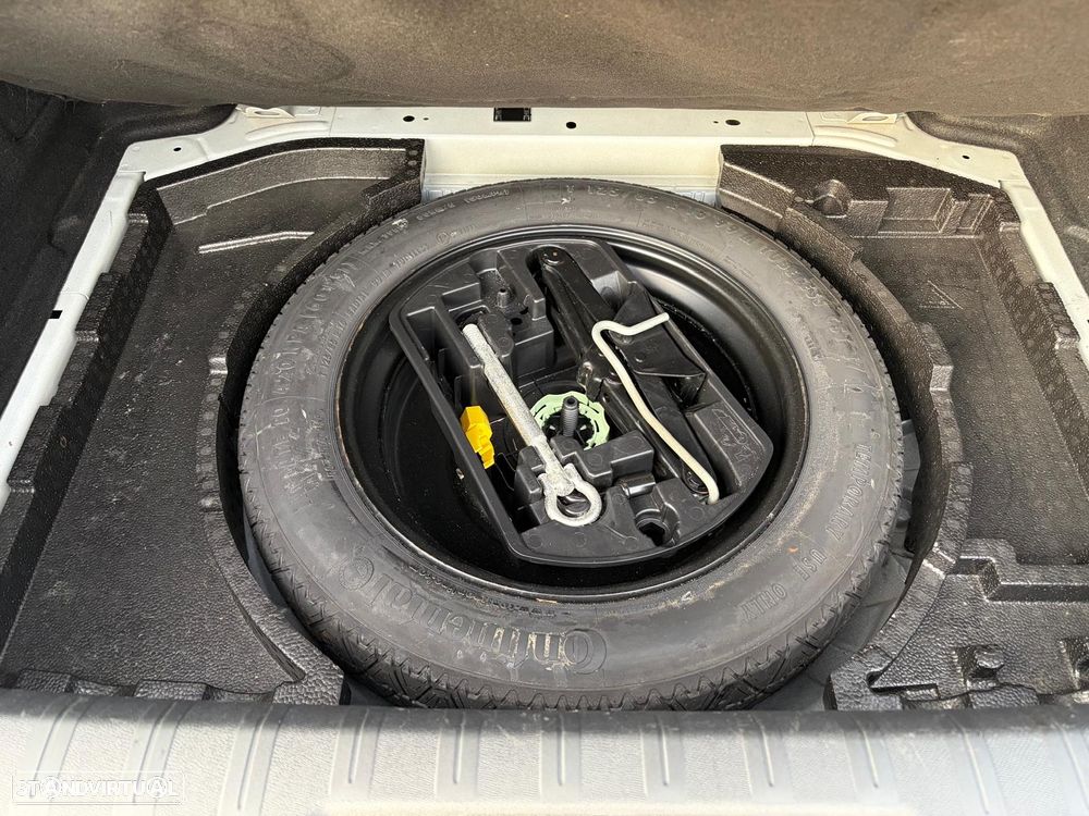 Peugeot 308 1.2 PureTech Allure J17 - 58