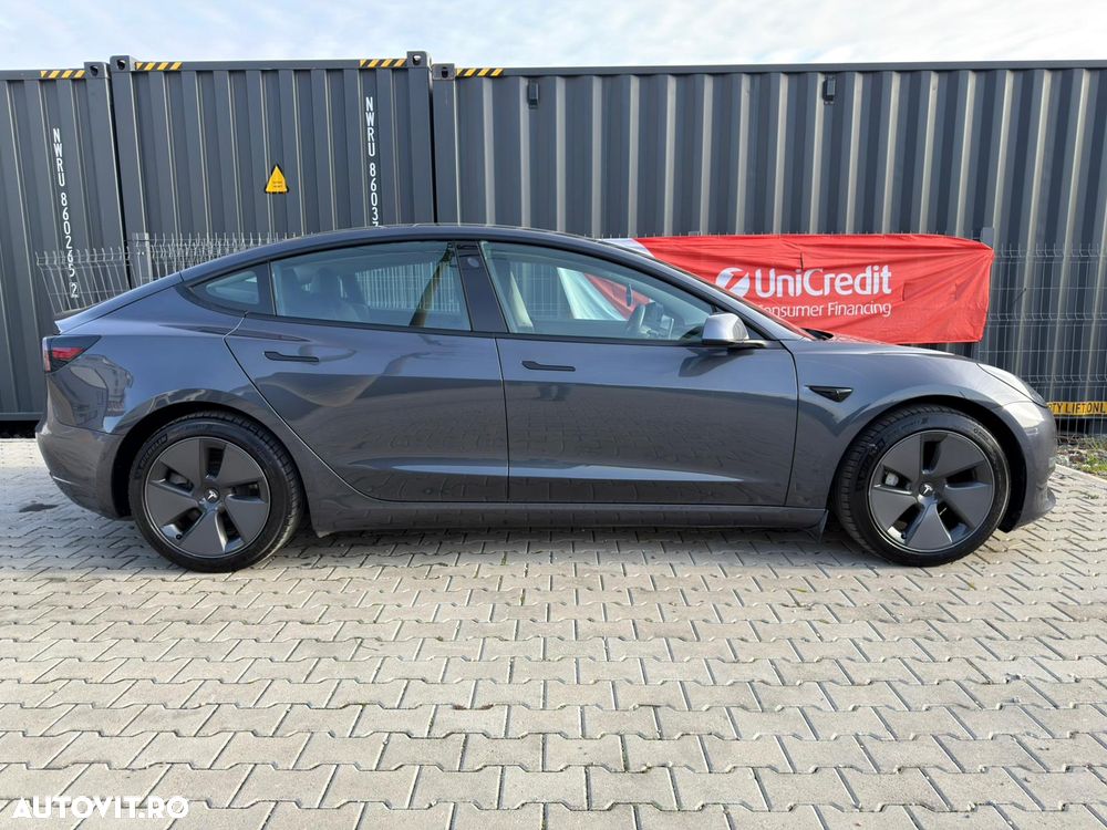 Tesla Model 3 Langstreckenbatterie Allradantrieb Dual Motor - 7