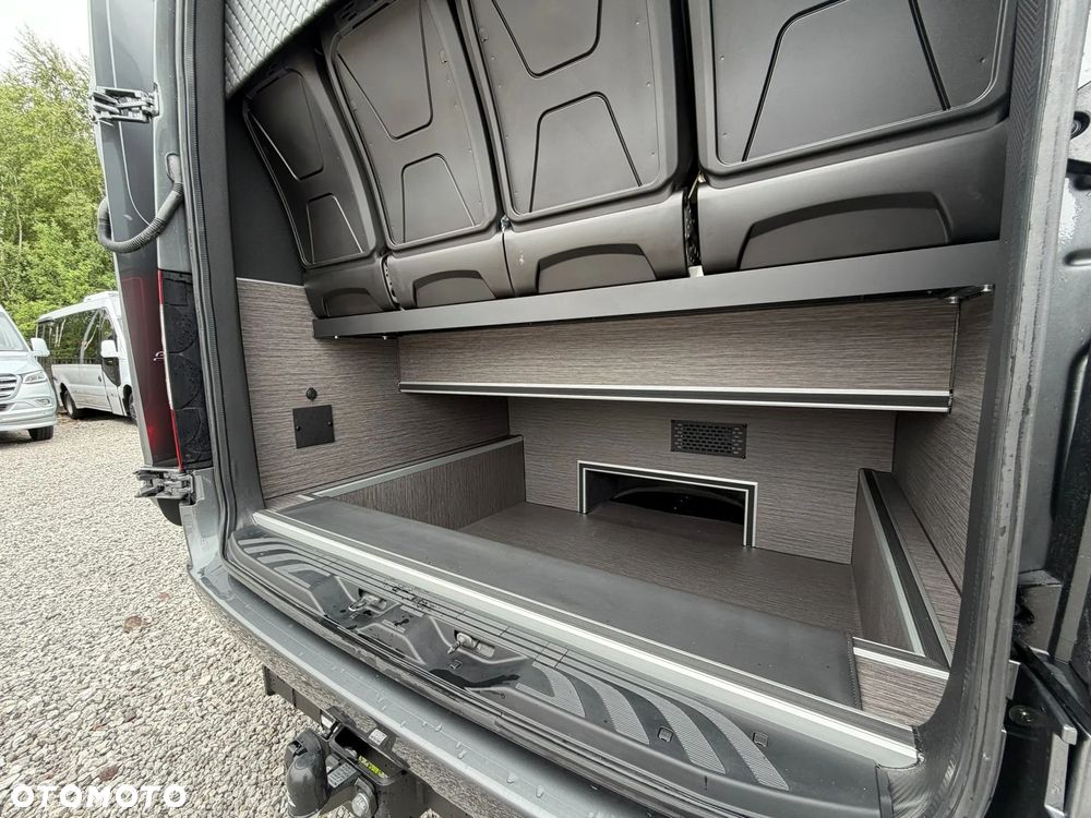 Mercedes-Benz Sprinter 519 - 9