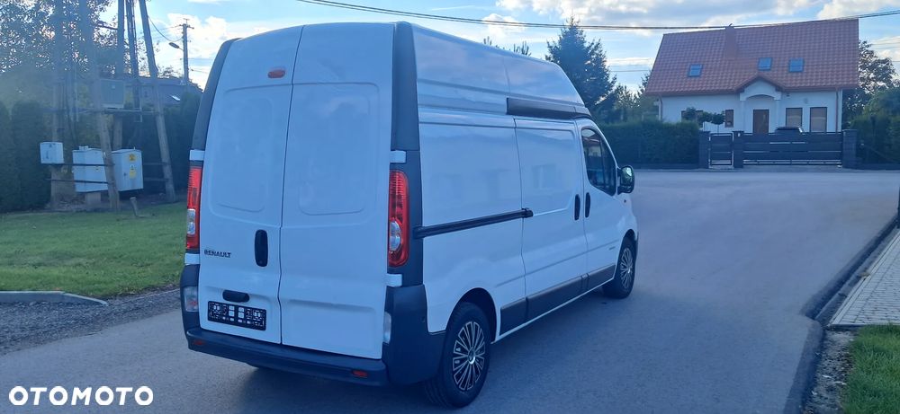 Renault Trafic 2.5 Dci L2H2 - 2